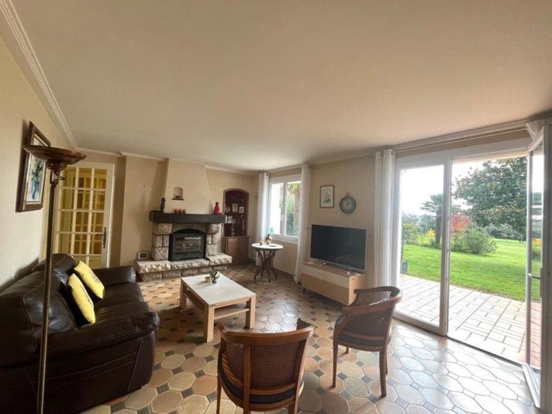 Maison - 136 m² - 7 pièces