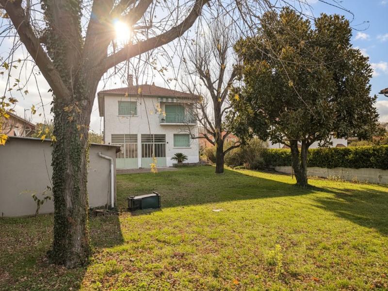 Villa - 133 m² - 8 pièces