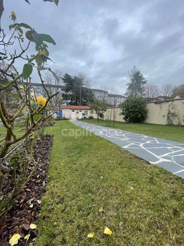 Maison - 83 m² - 4 pièces