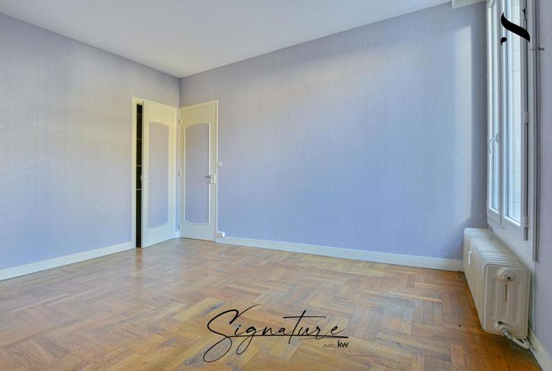 Appartement - 98 m² - 5 pièces