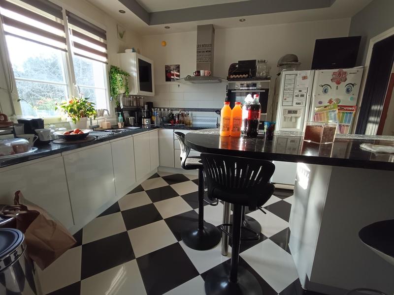 Maison - 170 m² - 7 pièces