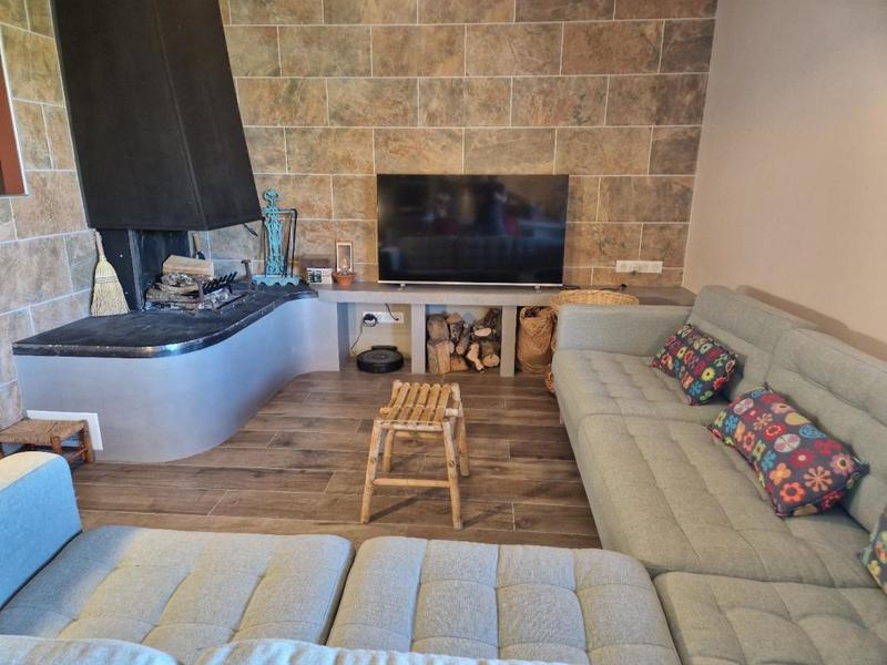 Maison - 217 m² - 6 pièces