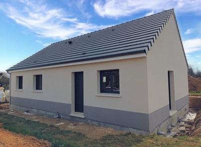 Maison - 85 m² - 4 pièces