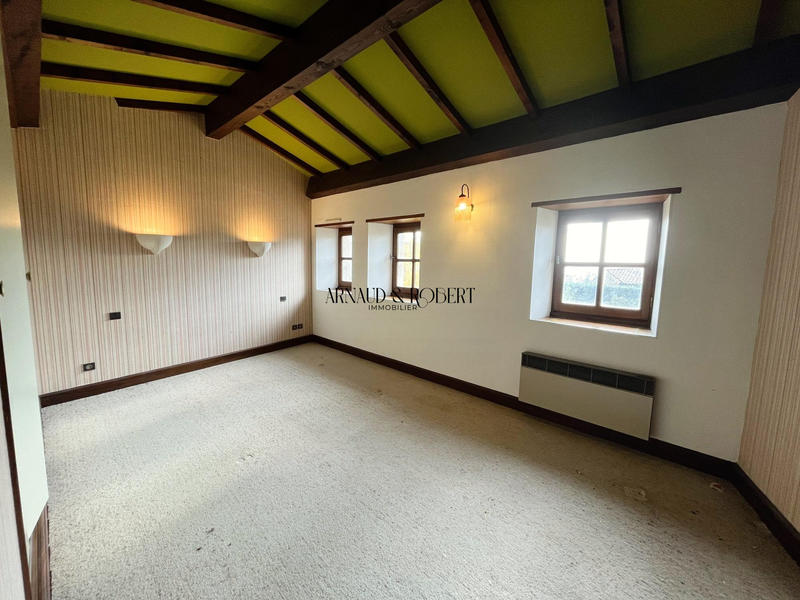 Villa - 211 m² - 8 pièces