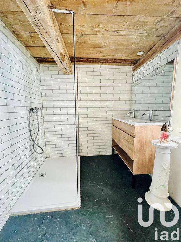 Maison de village - 131 m² - 6 pièces