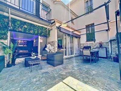 Appartement - 90 m² - 4 pièces