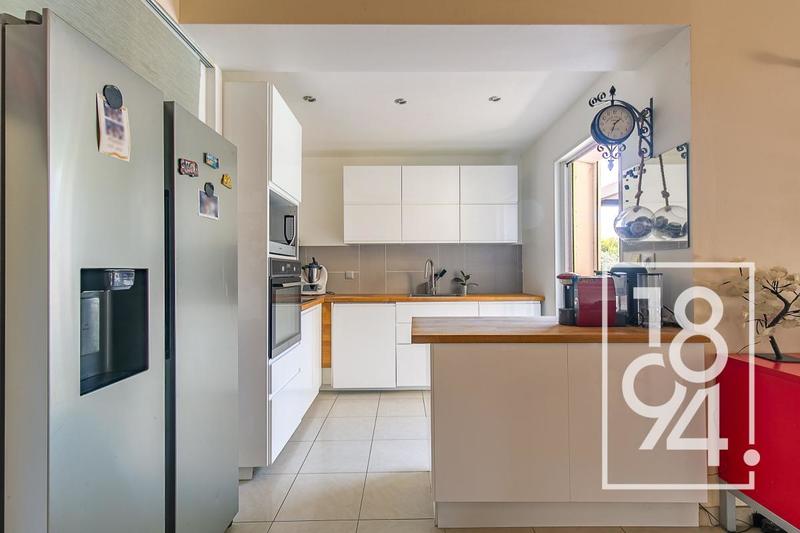 Maison - 109 m² - 4 pièces