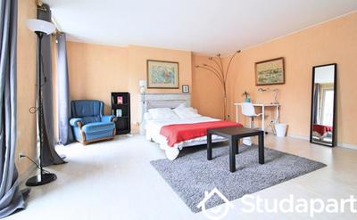 Chambre - 25 m² - 1 pièce