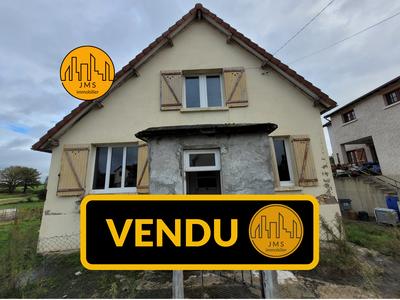 Maison - 100 m² - 5 pièces