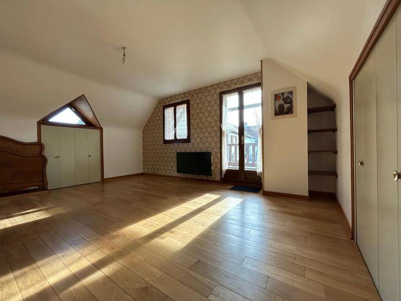 Maison - 167 m² - 4 pièces