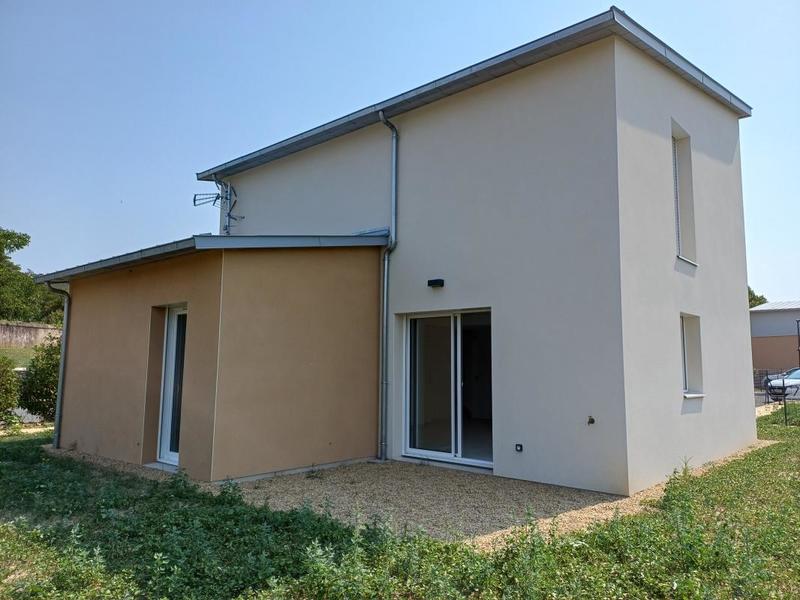Maison - 94 m² - 5 pièces