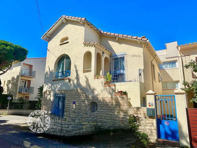 Villa - 120 m² - 8 pièces