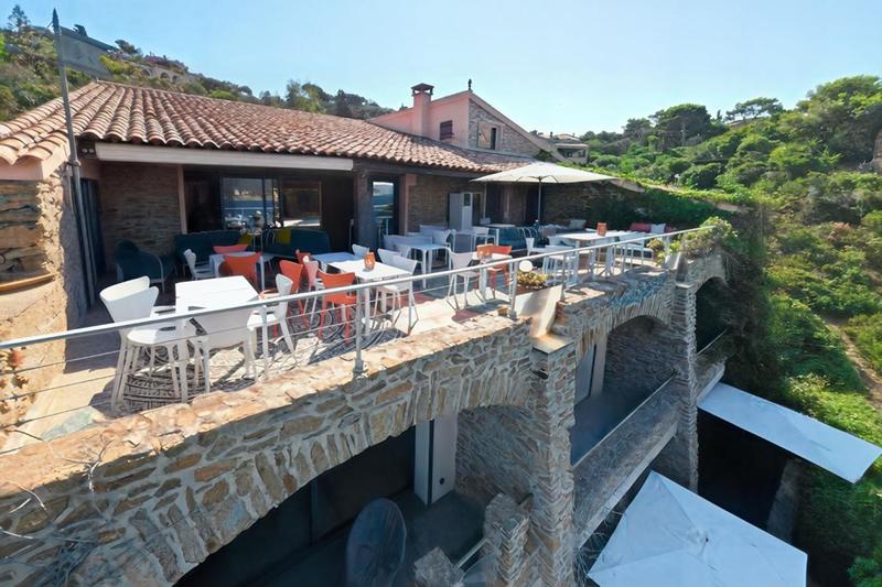 Villa - 371 m² - 11 pièces