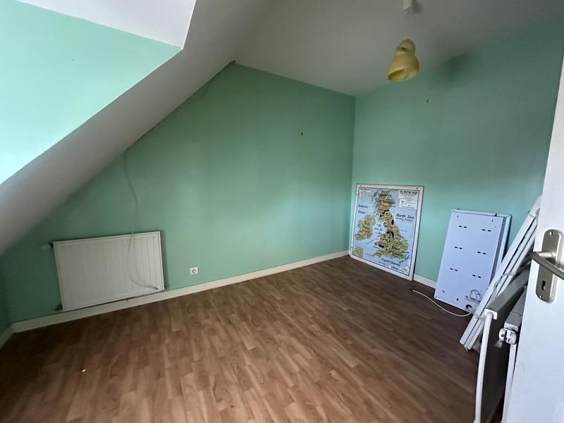 Maison - 91 m² - 8 pièces