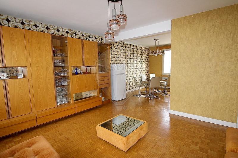 Maison - 155 m² - 10 pièces