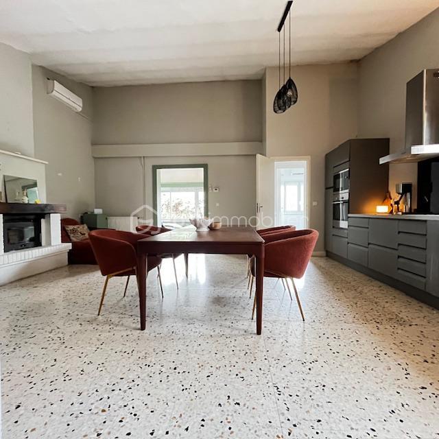 Maison - 102 m² - 3 pièces