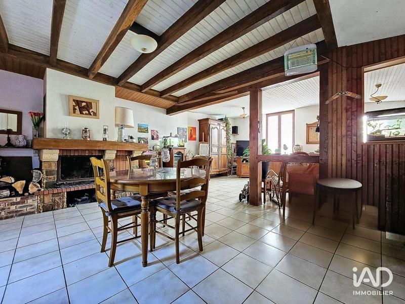 Maison - 143 m² - 7 pièces