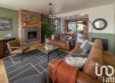 Maison - 164 m² - 7 pièces