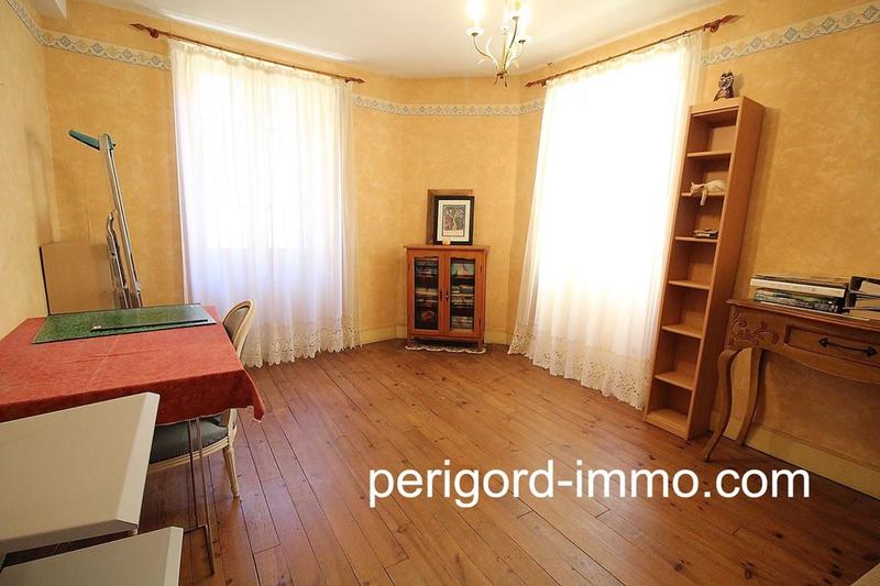 Maison traditionnelle - 110 m² - 6 pièces