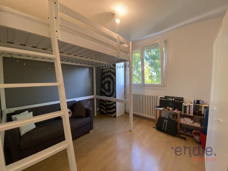 Appartement - 75 m² - 4 pièces