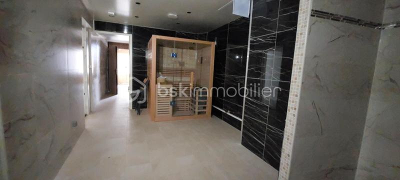 Local commercial - 49 m² - 3 pièces