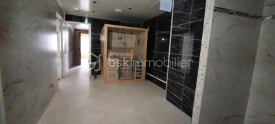 Local commercial - 49 m² - 3 pièces