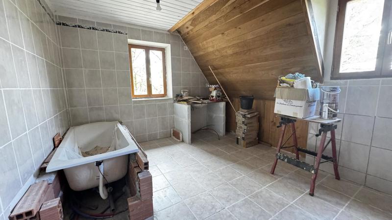 Maison - 228 m² - 7 pièces