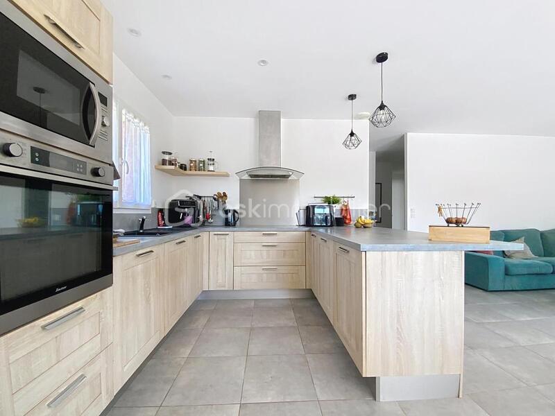 Villa - 105 m² - 5 pièces