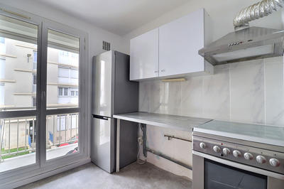 Appartement - 70 m² - 4 pièces