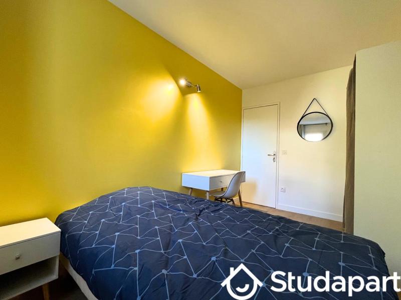 Chambre - 11 m² - 1 pièce