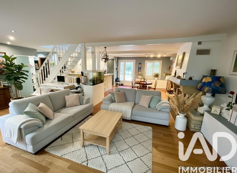 Maison - 176 m² - 6 pièces