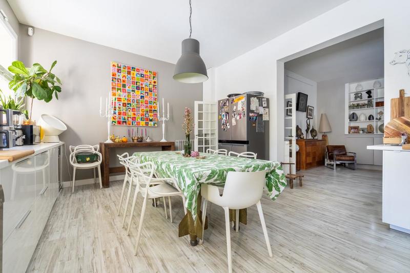 Maison - 259 m² - 10 pièces