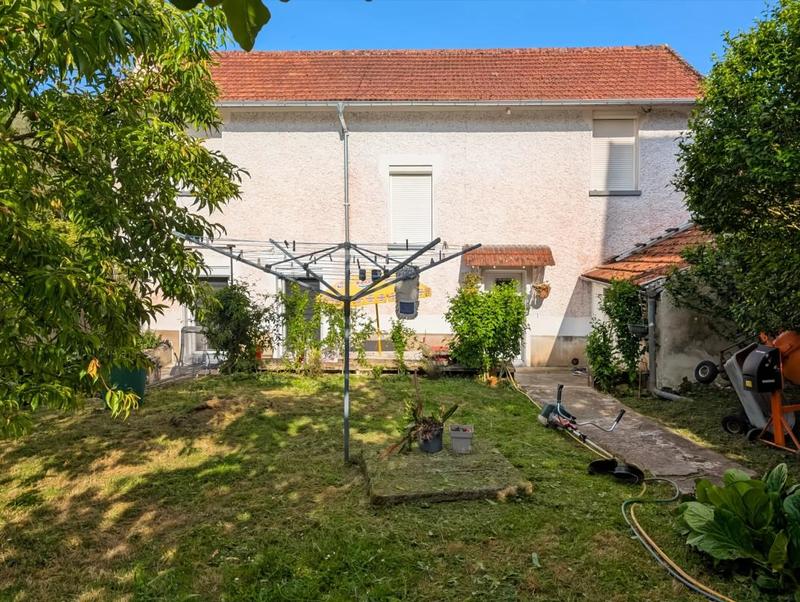 Maison - 115 m² - 6 pièces
