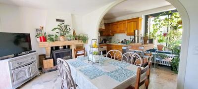 Maison - 142 m² - 5 pièces