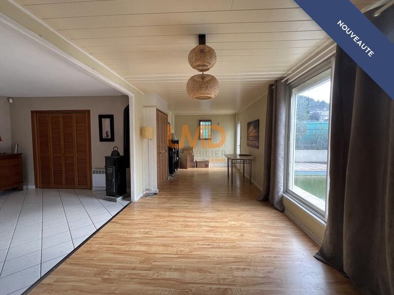 Maison - 99 m² - 5 pièces