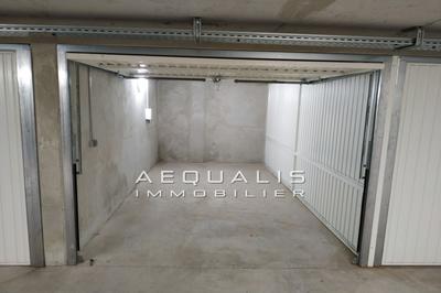 Parking / Garage - 13 m²