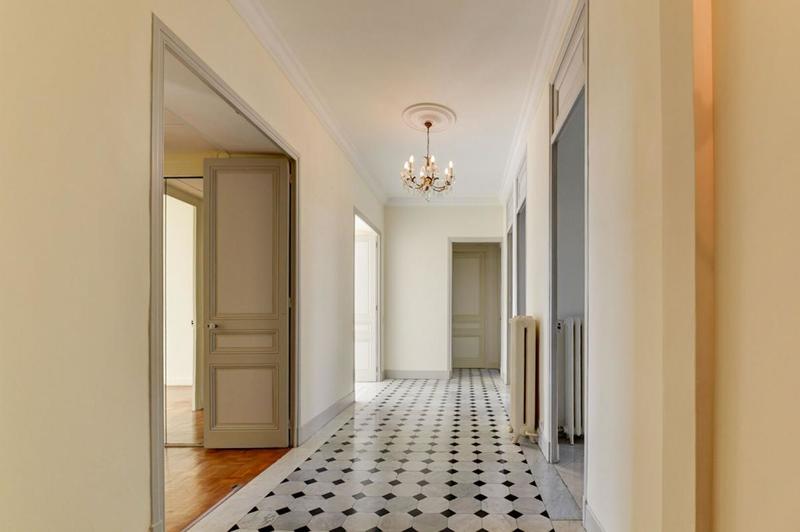 Appartement - 139 m² - 5 pièces