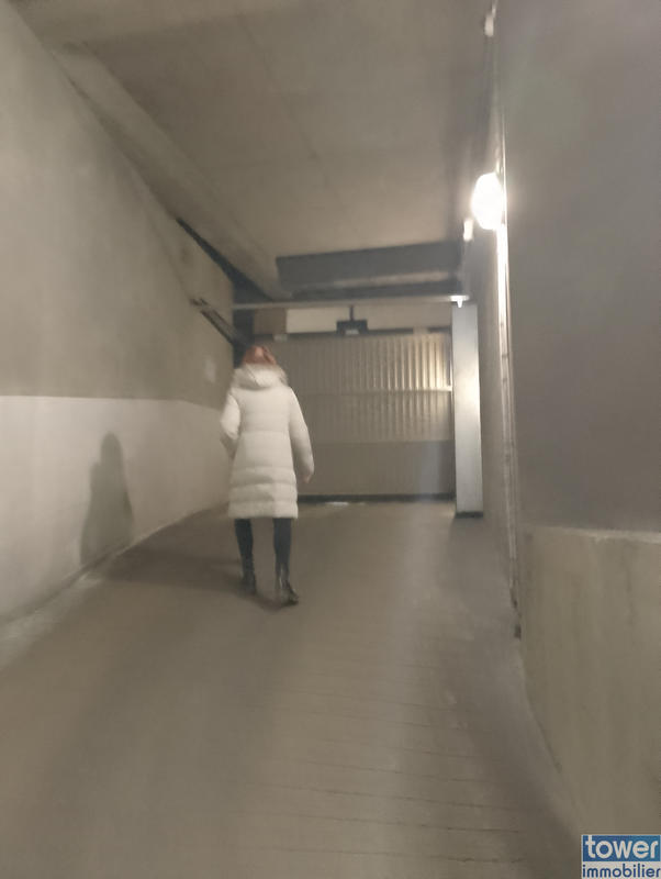 Parking / Garage - 11 m²