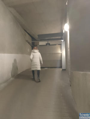 Parking / Garage - 11 m²