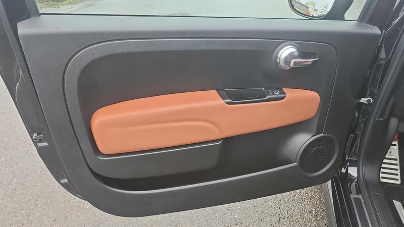 Abarth 500 1.4 Turbo t-Jet 180 595 Competizione - Entretien constructeur Toit ouvrant