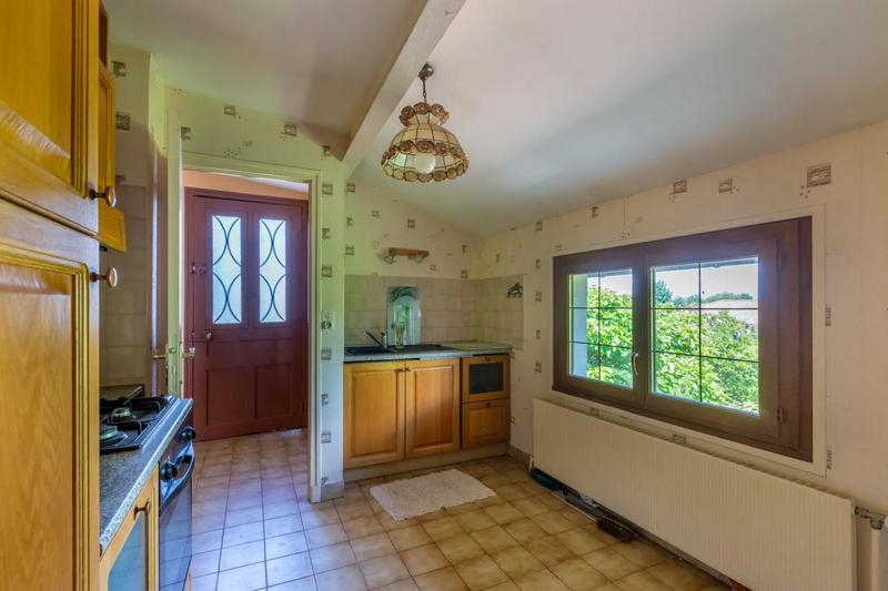 Maison - 215 m² - 9 pièces