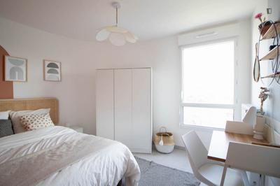 Chambre - 10 m² - 5 pièces