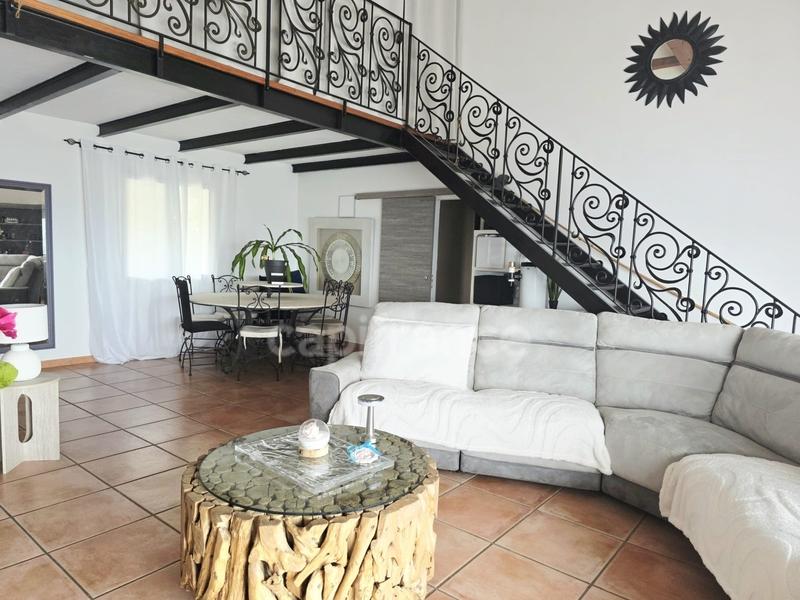 Maison - 190 m² - 6 pièces