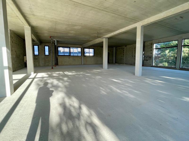 Local commercial - 306 m² - 1 pièce