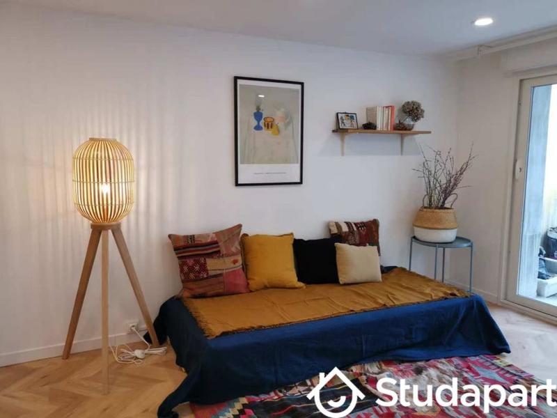 Chambre - 10 m² - 1 pièce