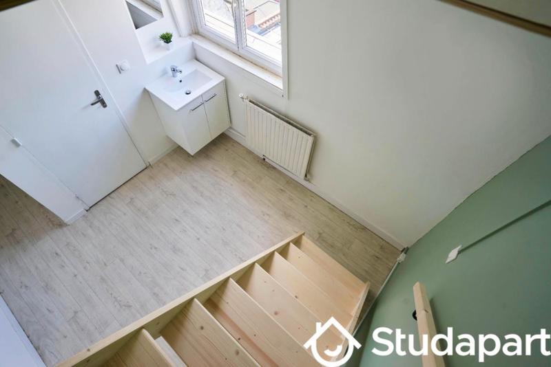 Chambre - 10 m² - 1 pièce