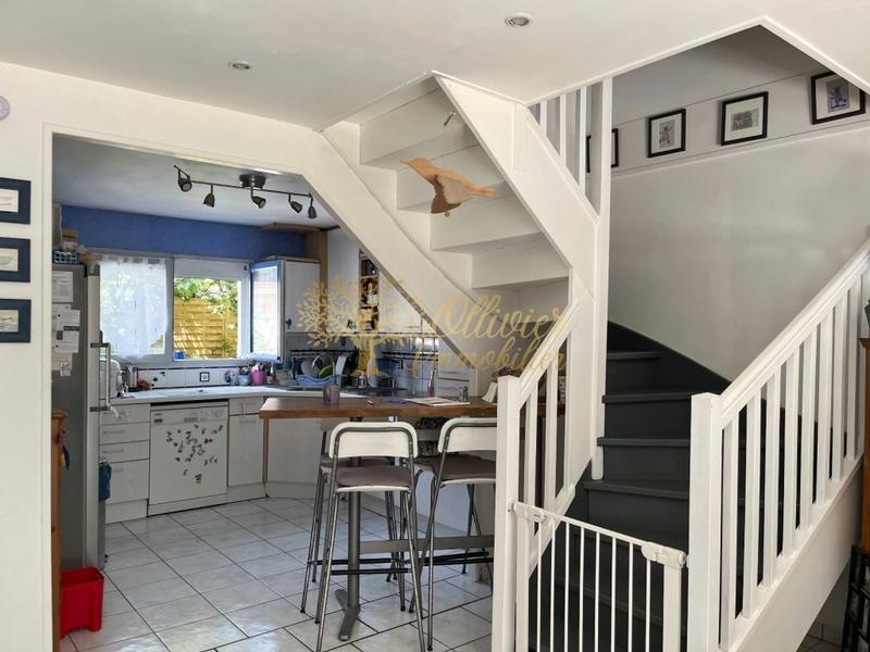 Pavillon - 109 m² - 7 pièces