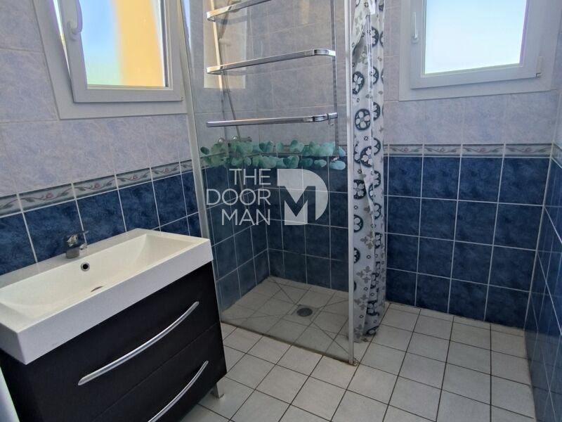 Pavillon - 90 m² - 5 pièces