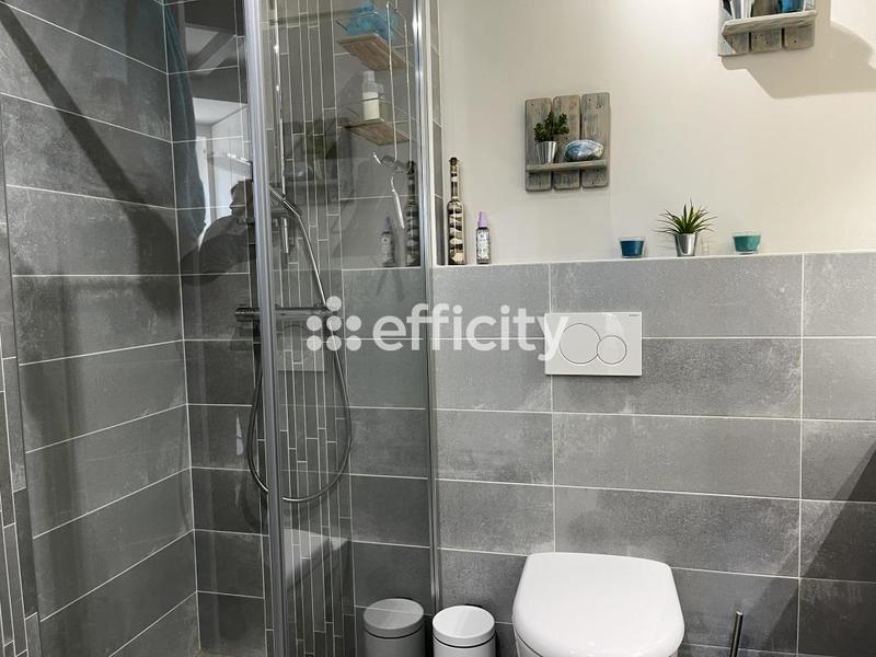 Maison - 104 m² - 5 pièces