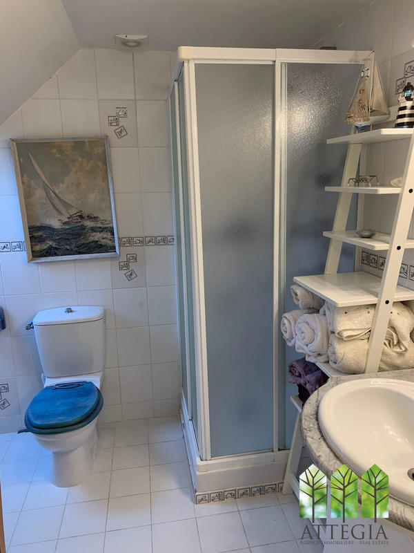 Maison - 285 m² - 13 pièces